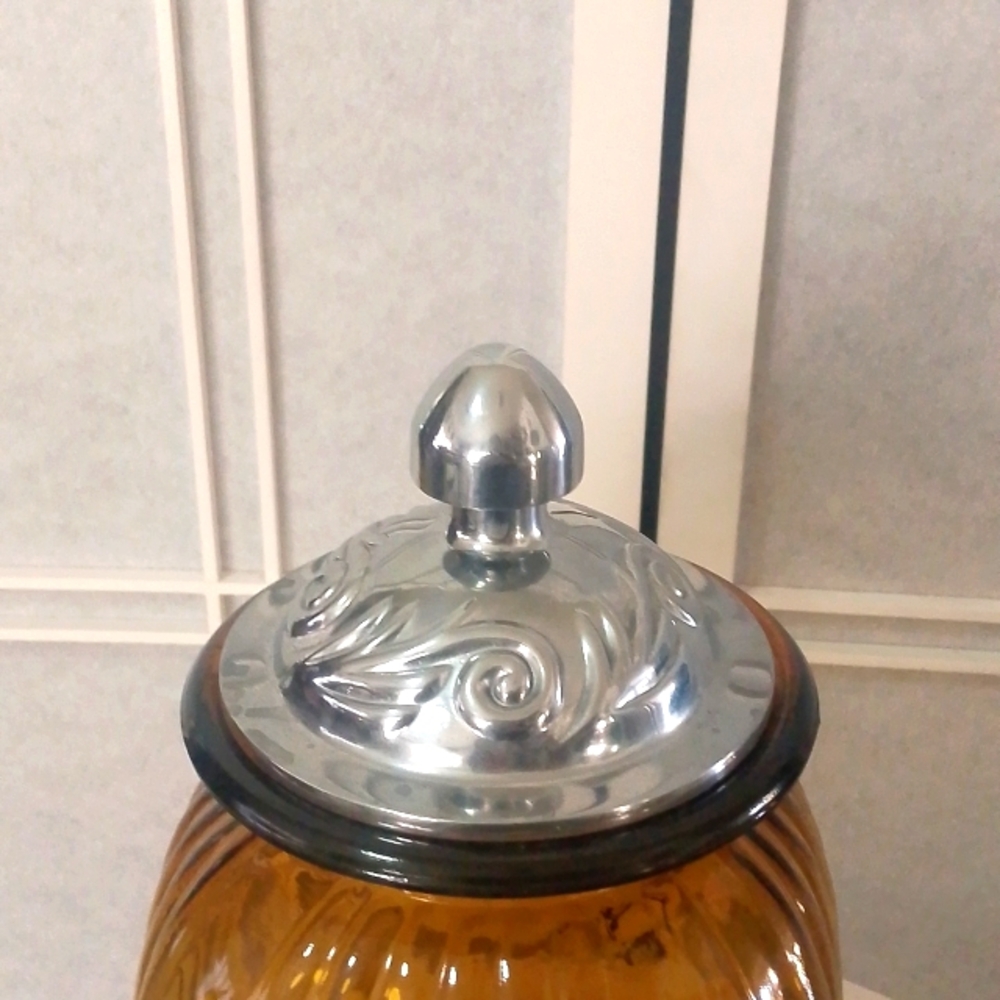 9" Artland Amber Glass Cannister with Pewter Lid. - Picture 2 of 4